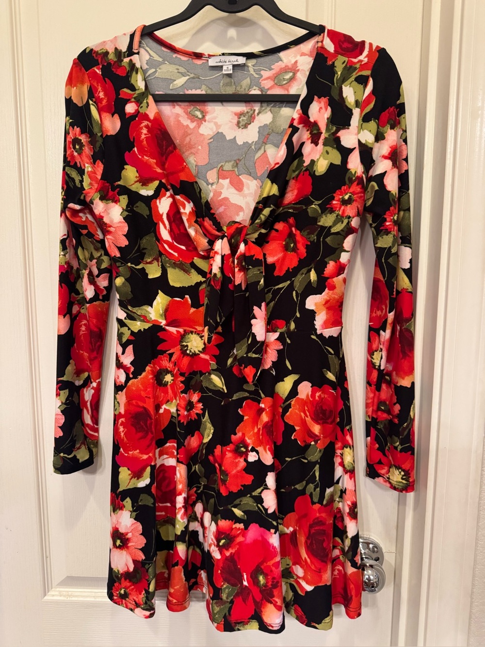 White birch Floral Tie-Front Long Sleeve Dress - Red/Black